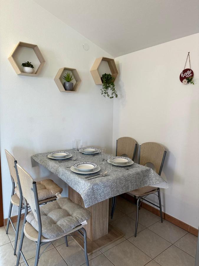 Apartment Murva เปรมันตูรา ภายนอก รูปภาพ