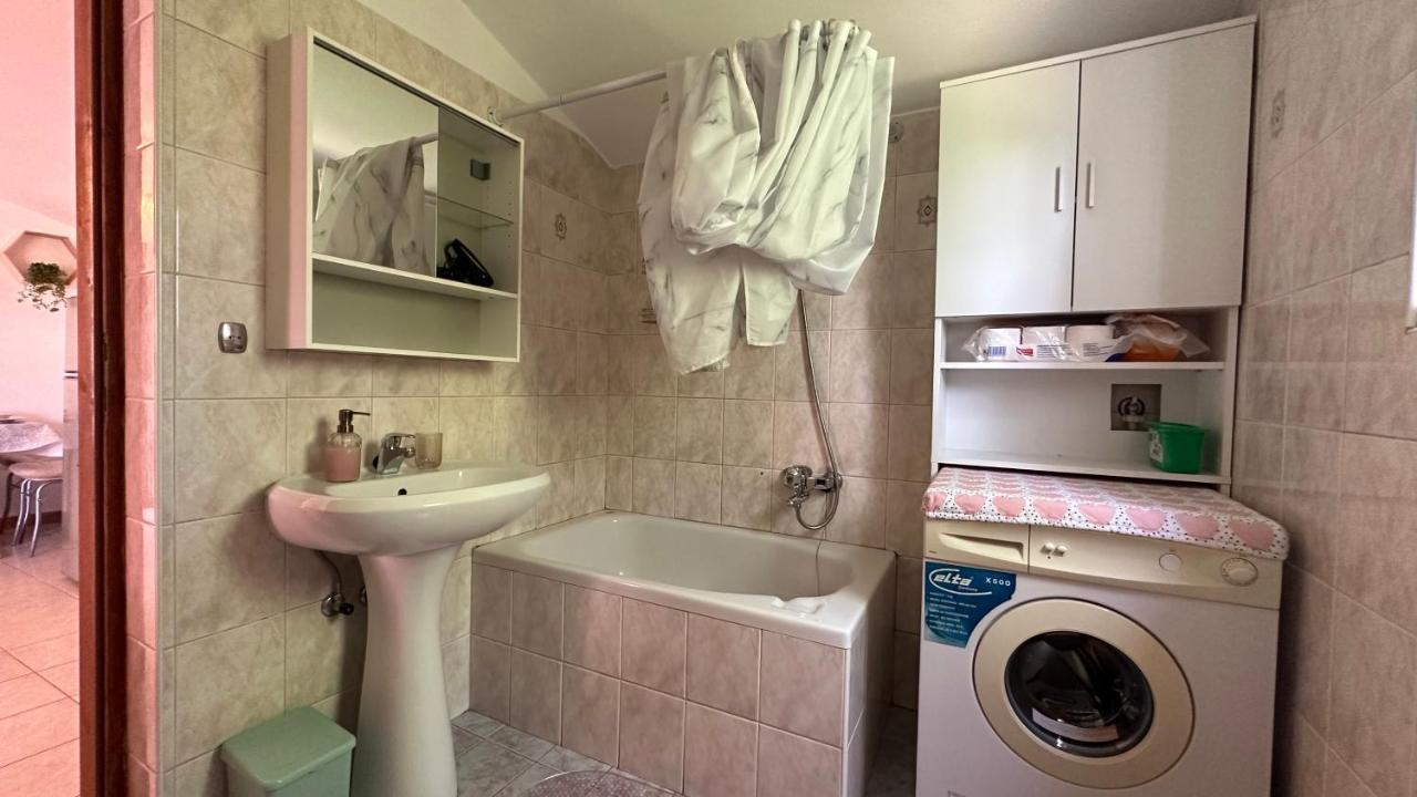 Apartment Murva เปรมันตูรา ภายนอก รูปภาพ