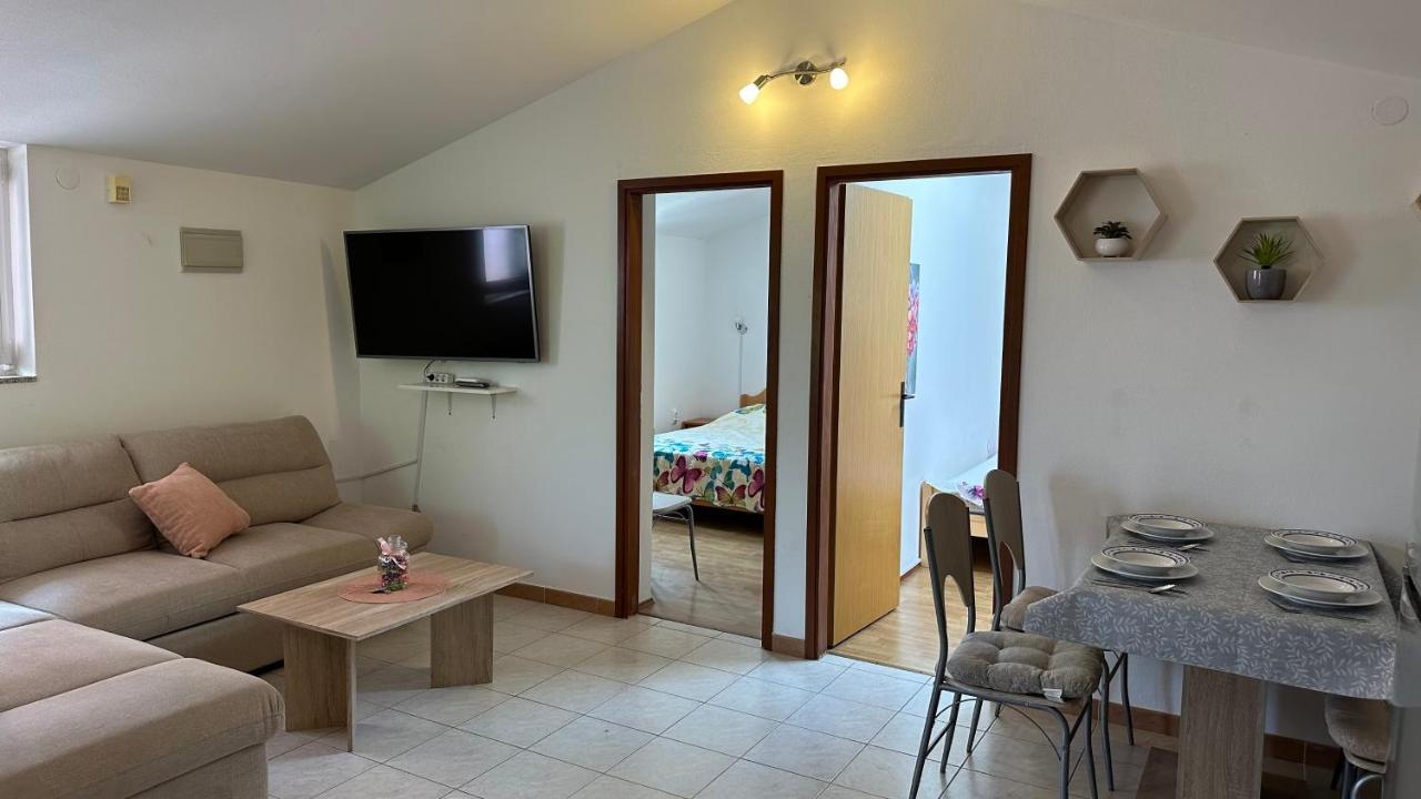 Apartment Murva เปรมันตูรา ภายนอก รูปภาพ